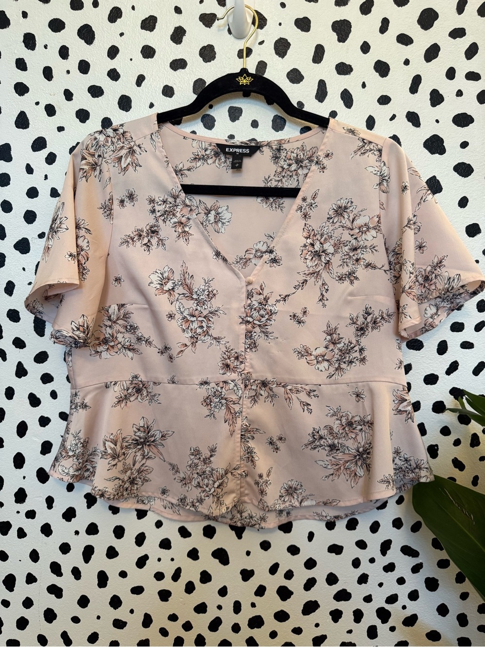 Express Blush Pink Floral V-Neck Peplum Blouse